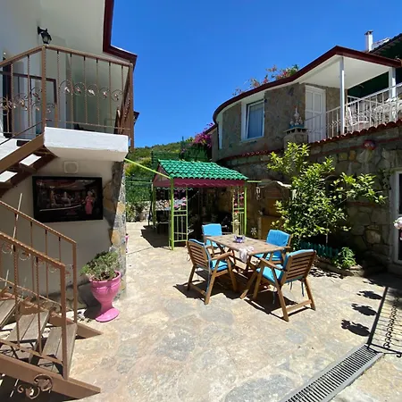 Goenuel Evim * بوغازيتْشي